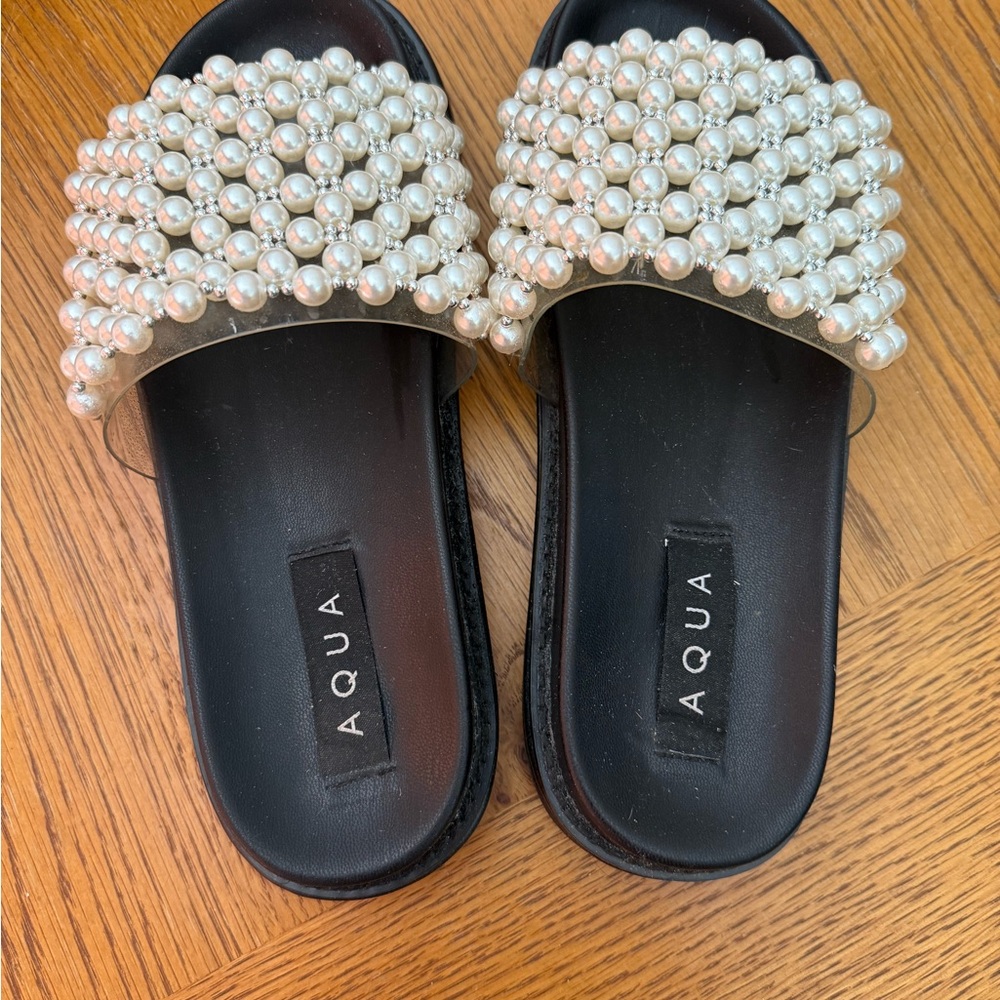 Aqua Black and Cream Textured Sandals